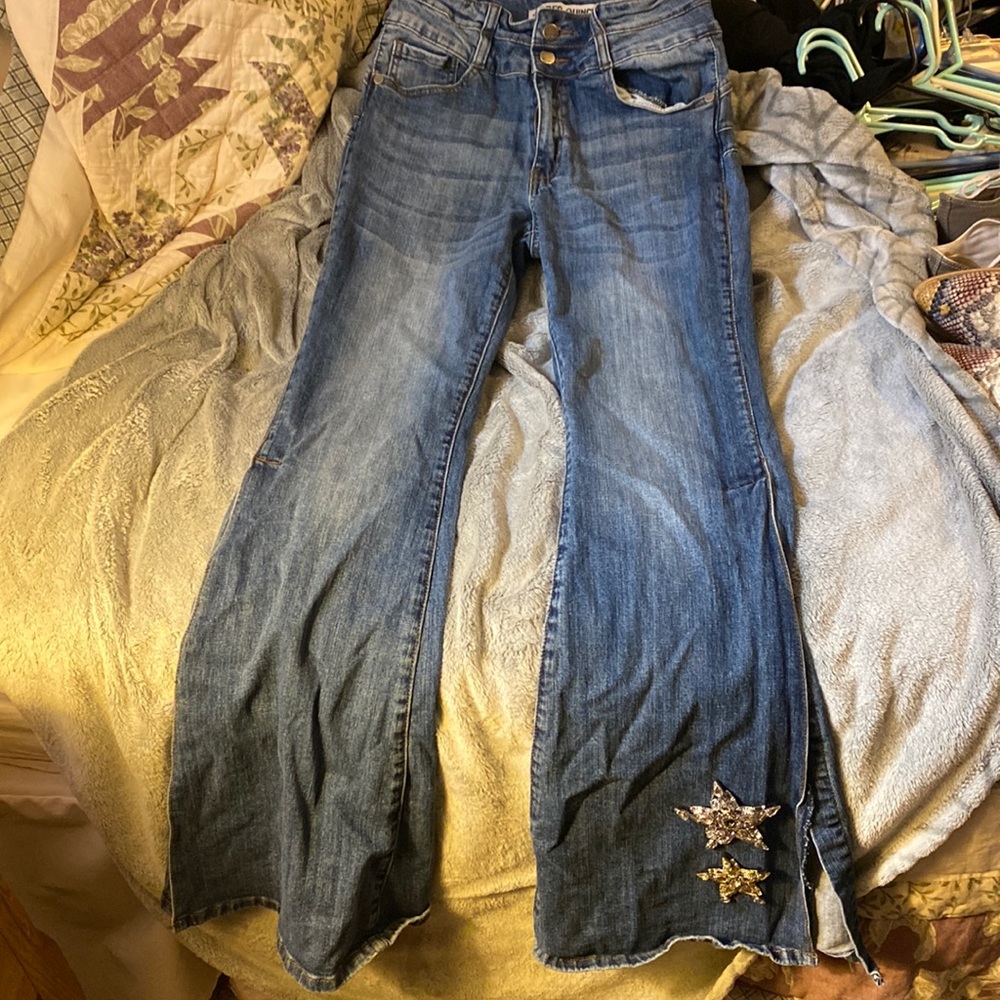 Flare star jeans!